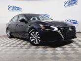 Photo of 2024 Super Black Nissan Altima