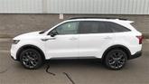 Thumbnail of 2022 Glacial White Pearl Kia Sorento