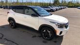 Thumbnail of 2025 Clear White/Black Roof Kia Seltos