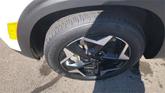 Thumbnail of 2025 Clear White/Black Roof Kia Seltos
