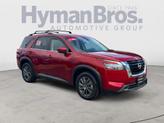 Photo of 2023 Scarlet Ember Nissan Pathfinder