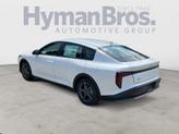 Thumbnail of 2025 Snow White Pearl Kia K4