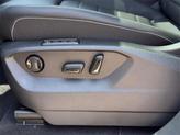 Thumbnail of 2025 Opal White Pearl Effect Volkswagen Atlas