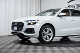 Thumbnail of 2019 Glacier White Metallic Audi Q8