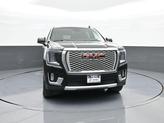 Thumbnail of 2024 Onyx Black GMC Yukon XL