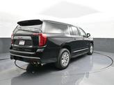 Thumbnail of 2024 Onyx Black GMC Yukon XL