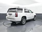 Thumbnail of 2019 Summit White GMC Yukon