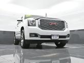 Thumbnail of 2019 Summit White GMC Yukon