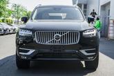 Thumbnail of 2024 Onyx Black Metallic Volvo XC90