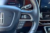 Thumbnail of 2022 Infinite Black Metallic Clearcoat Lincoln Navigator