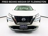 Thumbnail of 2022 White Nissan Rogue
