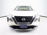 Thumbnail of 2022 White Nissan Rogue