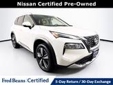 Photo of 2022 White Nissan Rogue