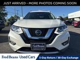 Thumbnail of 2019 White Nissan Rogue