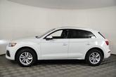 Thumbnail of 2022 Glacier White Metallic Audi Q5