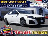Photo of 2023 White Nissan Altima