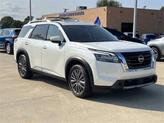 Thumbnail of 2023 White Nissan Pathfinder