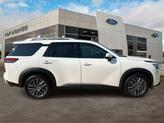 Thumbnail of 2023 White Nissan Pathfinder