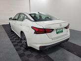 Thumbnail of 2019 Pearl White Tricoat Nissan Altima
