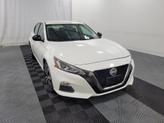 Thumbnail of 2019 Pearl White Tricoat Nissan Altima