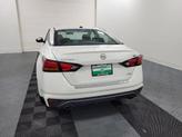 Thumbnail of 2019 Pearl White Tricoat Nissan Altima
