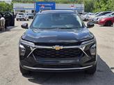 Thumbnail of 2025 Mosaic Black Metallic Chevrolet Trax
