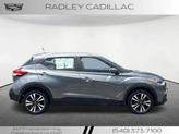 Thumbnail of 2020 Gun Metallic Nissan Kicks