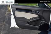 Thumbnail of 2022 Platinum White Pearl Honda Civic