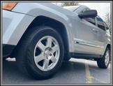 Thumbnail of 2010 Bright Silver Metallic Clearcoat Jeep Grand Cherokee