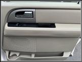 Thumbnail of 2012 White Platinum Metallic Tri-Coat Ford Expedition