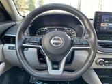 Thumbnail of 2024 Pearl White Tricoat Nissan Altima