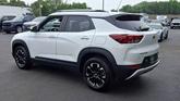 Thumbnail of 2023 Summit White Chevrolet Trailblazer