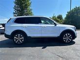Thumbnail of 2022 Glacial White Pearl Kia Telluride