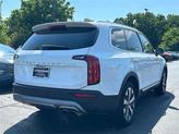 Thumbnail of 2022 Glacial White Pearl Kia Telluride