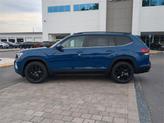 Thumbnail of 2025 Mountain Lake Blue Metallic Volkswagen Atlas