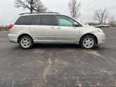 Thumbnail of 2005 Silver Shadow Pearl Toyota Sienna