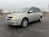 Thumbnail of 2005 Silver Shadow Pearl Toyota Sienna