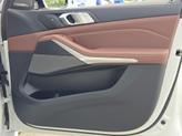 Thumbnail of 2022 Mineral White Metallic BMW X7