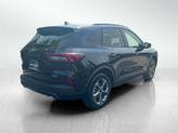 Thumbnail of 2025 Agate Black Metallic Ford Escape