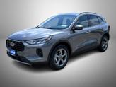 Photo of 2025 Carbonized Gray Metallic Ford Escape