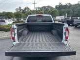 Thumbnail of 2022 Summit White GMC Canyon