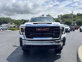 Thumbnail of 2025 Summit White GMC Sierra 3500