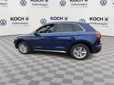 Thumbnail of 2022 Navarra Blue Metallic Audi Q5