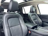 Thumbnail of 2024 Infinite Black Metallic Clearcoat Lincoln Aviator