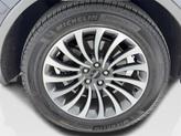 Thumbnail of 2024 Infinite Black Metallic Clearcoat Lincoln Aviator