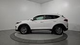 Thumbnail of 2017 Winter White Hyundai TUCSON