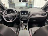 Thumbnail of 2022 Summit White Chevrolet Equinox