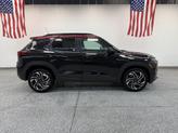 Thumbnail of 2025 Mosaic Black Metallic Chevrolet Trailblazer