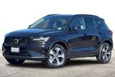 Thumbnail of 2025 Onyx Black Metallic Volvo XC40
