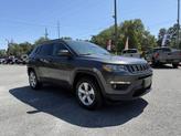 Thumbnail of 2018 Diamond Black Crystal Pearlcoat Jeep Compass